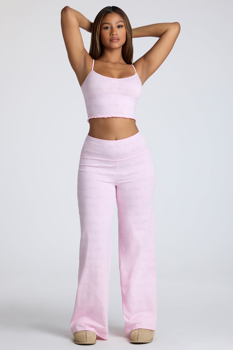 crop top s naramenicama i naborima u ružičastoj boji